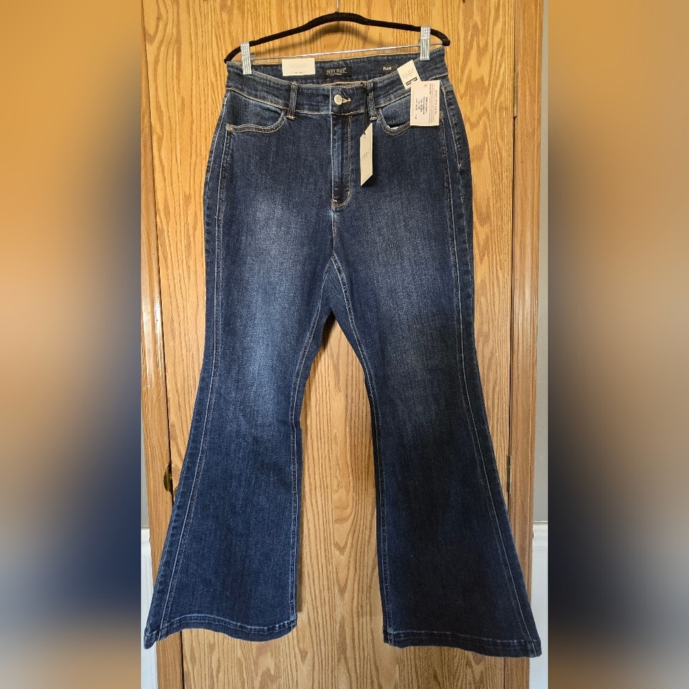 Judy Blue Dark Wash Flare Jeans